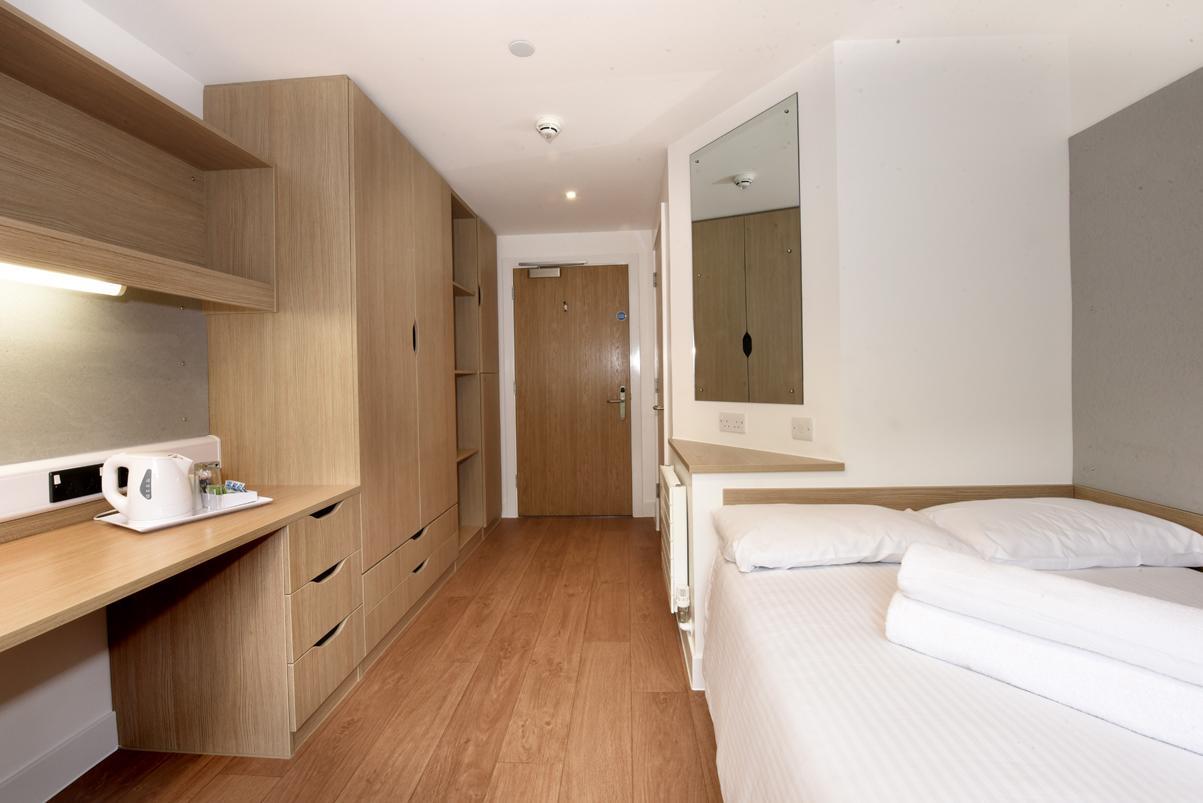 Juniper Court Apartment Стърлинг Екстериор снимка