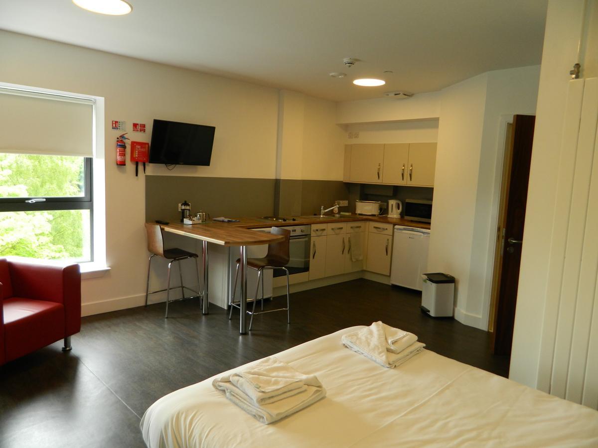 Juniper Court Apartment Стърлинг Екстериор снимка
